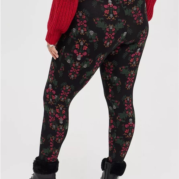 NWOT TORRID Skull and Floral Damask Leggings Sz 00 10 12 L - Picture 6 of 6